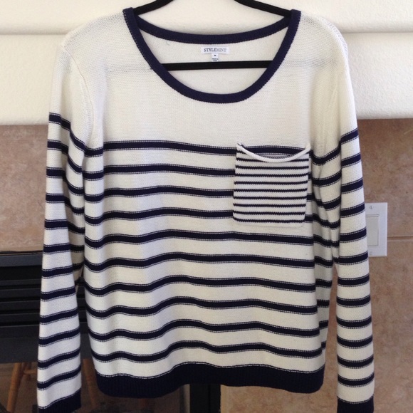 Cozy Sweater - Picture 4 of 4